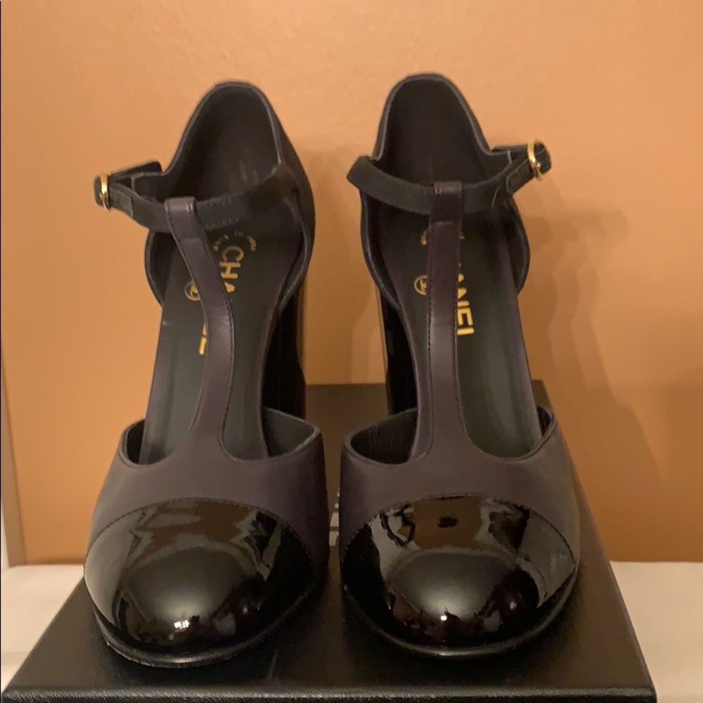 CHANEL SHOES